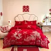Nuevo Conjunto Rojo de Cuatro Piezas Estilo Chino para Boda, Ropa de Cama para Habitación de Boda, Conjunto Bordado de Dragón y Fénix de Lujo Ligero al por Mayor