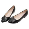 Nuevos Zapatos Versátiles para Mujer Otoño 2026, Mocasines Planos de Piel, Zapatos de Suela Suave para Madres