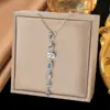 Collar de Diamante Único de Seis Garras Starlight para Mujer, Moderno y Sencillo, Diseño de Nicho con un Toque de Lujo, Colgante de Cadena para Clavícula