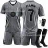 Camisa de goleiro do Barcelona temporada 2026/27, nova camisa reserva cinza, uniforme de futebol edição especial