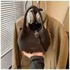 Bolso de Mujer Exquisito y de Moda de Nicho 2025 Nueva Moda Bolso Cruzado Versátil con Cadena con un Toque de Lujo y Bolso de Mano Pequeño