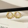 Pendientes Geométricos de Acero Inoxidable Europeos y Americanos, Estilo Nuevo, Versátiles, Retro, Diseño de Lujo Ligero, Pendientes Transfronterizos Simples para Mujer