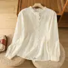 Foto real de camisa de manga larga para mujer con cuello de encaje de algodón bordado, blusa para mujer estilo primavera/otoño 2026