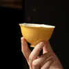 Taza Maestra de Cerámica con Aspersión Dorada de Gama Alta con Borde Floral Hecho a Mano, Taza de Té Alta, Juego de Té Kung Fu, Retro y Sencillo