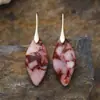 Nuevos pendientes colgantes de hojas de piedra natural bohemios europeos y americanos de moda, joyería retro de estación independiente transfronteriza.