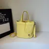 Bolsas Populares de Moda Bolso Tote Mujer Casual Simple Nicho Bolso de Mano Hombro Bandolera Portátil Nicho