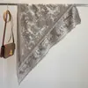 Bufanda Gruesa Cálida Retro para Mujer de Otoño e Invierno con Pintura de Paisaje, Borlas de Alta Gama, Bufanda Triangular al por Mayor