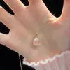 Colar de Cristal Rosa Flor de Cerejeira para Mulheres Luxo Leve Design de Nicho Simples Estilo Férias Corrente para Clavícula Atacado Pingente Flor de Pessegueiro