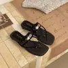 Chanclas con Clip para Mujer, Sandalias de Exterior, Pantuflas de Playa de Dedo Bajo con Lunares, Nuevo Estilo de Vacaciones Verano 2026