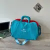 Novas bolsas de viagem para outono e inverno: malas com blocos de cores inspiradas na dopamina, bolsas tote de grande capacidade e leves, e bolsas tiracolo para esportes/fitness