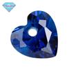 Huagang gem meio único furo pêssego em forma de coração zircão azul pedra nua perfuração em forma de coração artificial azul pedra branca