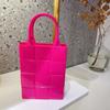 2025 Verano Nuevo Bolso de Gelatina de PVC Bolso de Mano a Cuadros Vertical para Mujer Bolso de Gran Capacidad Casual Color Caramelo Bolsa de Compras