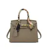 Bolso de Mano para Mujer 2026 Nueva Tendencia de Moda Bolso Tote Casual Bolso de Hombro Cruzado Bolso Cuadrado Pequeño Simple para Viajar