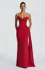 Vestido Largo Rojo Y2K sin Tirantes con Corte Ajustado y Diseño Plisado para un Look de Noche Sexy