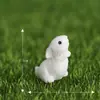 Adornos de paisaje en miniatura, con adorables y realistas figuritas de conejos. Estos lindos accesorios de resina de conejo para jardín son perfectos para crear paisajes en miniatura.