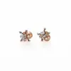 Pendientes de Flor de Perla Incrustados de Diamantes Color Suave Contrastante Estilo Francés Aguja de Plata Lujo Ligero Gama Alta Nicho Simples Versátiles