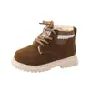 Botas Martin para meninos, com forro espesso de algodão e fleece para aquecimento, estilo vintage, botas Martin versáteis, item popular de comércio exterior, novo modelo de inverno para crianças pequenas