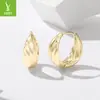 Yinziyun Nuevo Estilo Aguja de Plata 925 Textura Metálica Ondulada Ear Cuff Mercancía Transfronteriza Fuente de Suministro Cobre Chapado en Oro Pendientes de Moda Adornos para el Oído