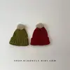 Gorro de Lana para Niños Otoño e Invierno Cálido y a Prueba de Frío Engrosado Lindo Bola de Pelo Gorro de Punto Jersey para Hombres y Mujeres Gorro con Protección para Orejas de Bebé Moderno