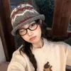 Chapéu de Lã Tricotado à Mão com Padrão Fair Isle Colorido Misturado Estilo Coreano para Mulheres, Chapéu Quente de Inverno com Barra Rebatida Protegendo as Orelhas