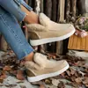 Nuevas Botas de Nieve Gruesas de Color Bloqueo de Color Cálido de Comercio Exterior para Mujer, Estilo Europeo y Americano, Planas de Talla Grande, Zapatos de Algodón Slip-On de Piel, Wish Supply