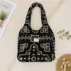 Bolso tote de moda estilo étnico para el día a día, bolso de hombro de felpa estampado casual de gran capacidad, bolso de estudiante para el hombro para la clase