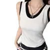 6165 # Chaleco de Color Bloqueado Falso de Dos Piezas con Cuello Redondo para Mujer, Adecuado para Usar Tanto por Dentro como por Fuera, con Almohadillas Integradas en el Pecho, Diseño de Espalda Hermoso Integrado, y como Top de Capa Base para Mujer