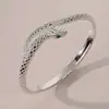 Pulsera Abierta Cruzada Europea y Americana Nueva con Forma de Serpiente para Mujer, Pulsera de Moda y Elegante, Regalo de Vacaciones, Estilo de Nicho