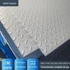 Ponto de fábrica 201 304 aço inoxidável laminado a quente fundo plano padrão escada placa de perfuração pedal em relevo antiderrapante