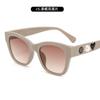 Nuevo Estilo Estilo Fragante Camelia Perla Retro Celebridad de Internet Gafas de Sol para Transmisión en Vivo Exquisitas Gafas de Sol Ojo de Gato Sentido de Gama Alta para Mujer