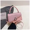 Tendência de Moda 2026 Bolsa Transversal Casual Feminina de Ombro Verão Novo Estilo Elegante Simples e Única Pequena Bolsa Quadrada