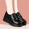 Sapatos de Salto Anabela de Corte Profundo para Mulheres, Novo Estilo Britânico, Sola Grossa, Bico Redondo, Cadarço, Sapatos para Mães, Sola Macia, Salto Alto Confortável para o Trabalho