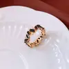 Anel Vintage Irregular de Zircônia, Moderno e Elegante, Estilo de Luxo Leve, Anel para Dedo Indicador, Joia Exquisita e Versátil para Mulheres