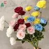Rosa de Montaña Nevado 5 Cabezas Camelia Flor Artificial para Decoración de Fondo de Boda, Arreglo Floral de Escenario de Boda, Flor de Seda Decorativa Base