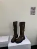 Botas marrones estilo Melard para mujer, otoño e invierno, de suela gruesa, botas altas, nuevo modelo 2025, con hebilla de cinturón, tacón grueso, botas altas de equitación