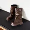 Botas Femininas Novas Outono-Inverno 2026 para Comércio Exterior Transfronteiriço, Tamanhos 34-45, Bico Redondo, Salto Plataforma, Solado Grosso, Fivela de Cinto, Botas de Salto Bloco Femininas