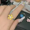 Anillo de Dedo para Mujer Versa Dulce de Chica Japonesa y Coreana Nuevo Color Pegamento Gotas Flor Anillo Pequeño Fresco Polvo Dulce Anillo de Dedo de Comida para Mujeres