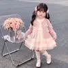 Vestido de niña para primavera y otoño 2026 estilo nuevo conjunto de outfit de otoño para bebé niña conjunto de dos piezas vestido de pastel elegante infantil moderno