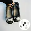 Accesorios para zapatos Croc, piezas para armar tú mismo, flores metálicas tridimensionales de lujo ligero con diamantes y perlas, hebillas de zapato desmontables, decoración de superficie de zapato
