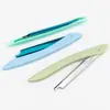 Set de 10 cuchillas para dar forma a las cejas, fabricado en acero al carbono, hoja ondulada de un solo filo, para uso de maquilladores, una herramienta de belleza para dar forma a las cejas