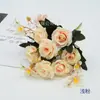 Decoração Salão de Casamento Rosa Artificial Buquê de Rosas com 7 Cabeças Arranjo Floral para Mesa de Jantar Sala de Estar Plantas Verdes