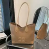 Bolsa Tote de Ombro para o Dia a Dia com Padrão Trançado Texturizado e Letras, Grande Capacidade, Nova Bolsa de Ombro Casual Fashion Feminina 2026