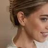 Brincos de Corrente com Pingente de Pérola Elegantes e Modernos da Amazon Cross-border Brincos de Corrente Novo Verão Joias Versáteis para Mulheres