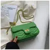 Moda primavera y verano bolso bandolera para mujer 2022 nuevo de este año popular bolso de cadena de rombos con cierre de hebilla bolso cuadrado pequeño generación pelo