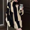 Design Casual Outono/Inverno 2026 Gola Alta Solto Irregular Top Suéter Listrado Elegante e Único Tendência da Moda Feminina