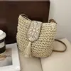 Bolso Tejido de Paja para Mujer 2026 Nueva Moda Versátil Bolso Tejido con Borlas Bolso de Playa para Vacaciones en la Costa Bolso de Hombro Único Cruzado
