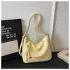 Bolso de Hombro para Mujer de Diseño Transfronterizo Estilo Chanel, Gran Capacidad, Moderno para el Trabajo, Viajes Diarios, Uso Casual, Bolso Cruzado de Nicho
