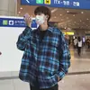2024 Nueva Marca de Moda Camisa a Cuadros para Pareja Estilo Hong Kong Holgado para Hombre Chaqueta de Manga Larga Camisa de Moda Una Pieza de Moda Envío Directo