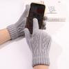 Luvas Quentes de Inverno Masculinas com Forro de Lã Espessadas Touch Screen Tricotadas à Prova de Frio para Montaria Estudantes Escrevendo Moda Coreana