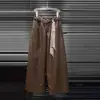 2025 Outono e Inverno Novo Nicho Retrô Tecido Moda Coreana Solto Look Emagrecedor com Lenço de Seda Cinto Calça de Couro